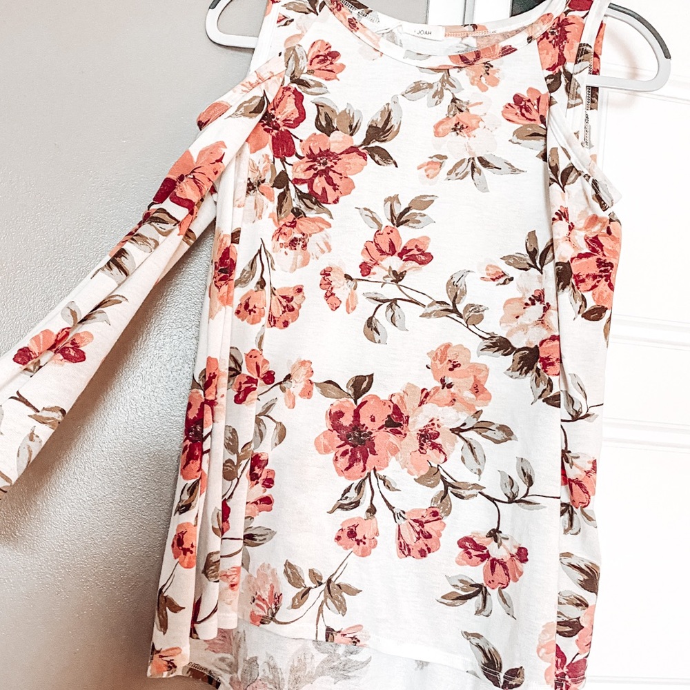 Long sleeve boutique top